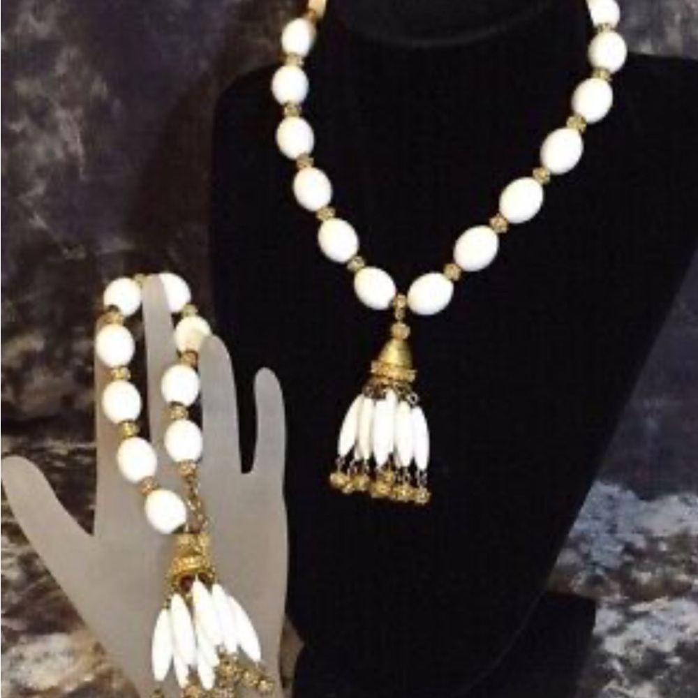 Vintage Crown Trifari Animated  Suspension Necklace and Bracelet